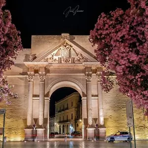 https://casa-margi-lecce.lecce-hotels.com